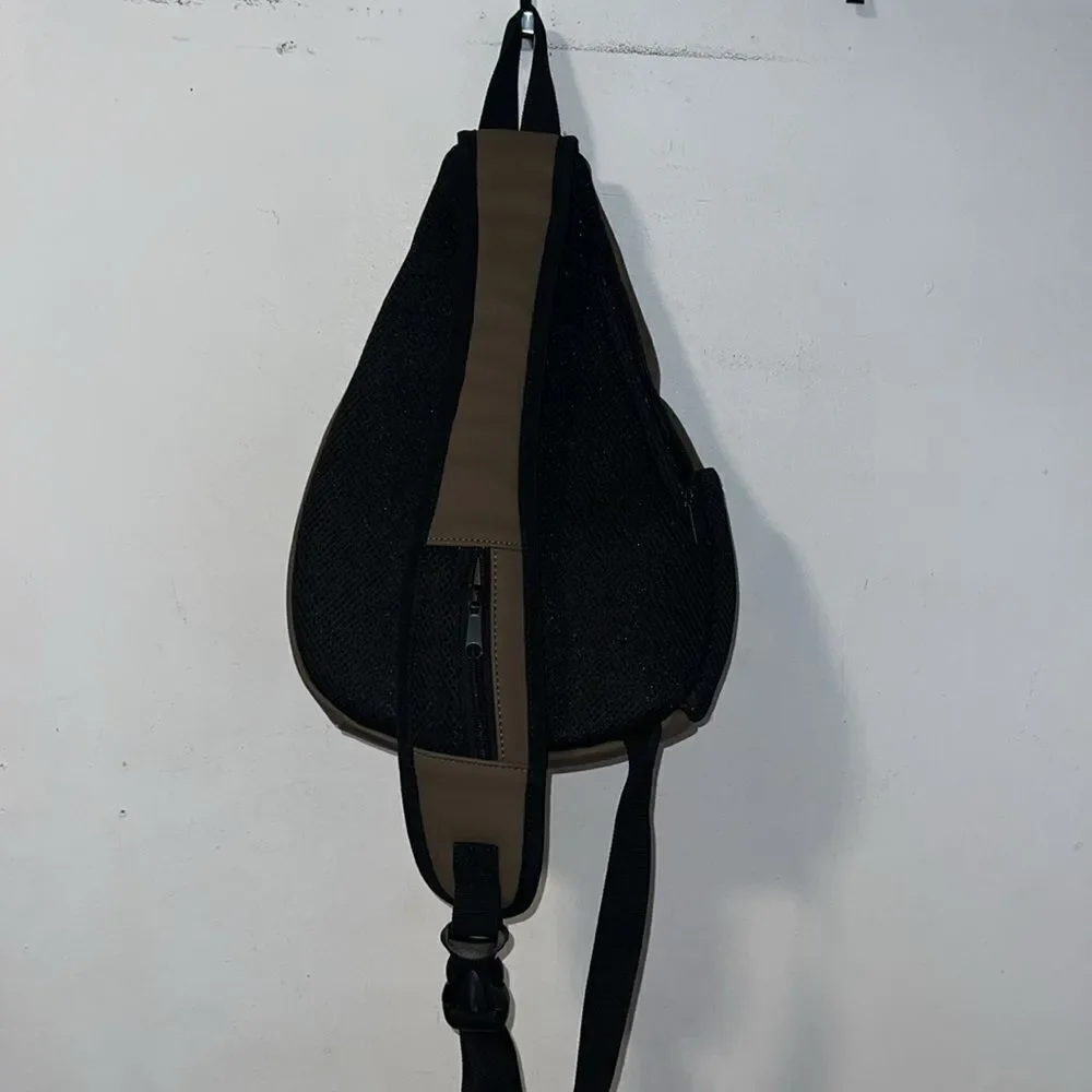 DUCHAMP LONDON Military Green and Black Rubberized Sling Bag